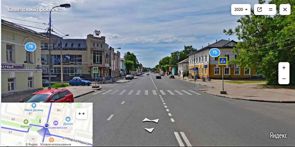 Пешеходный переход на Советском проспекте в Череповце за которым обычно прячется инспектор ГИБДД